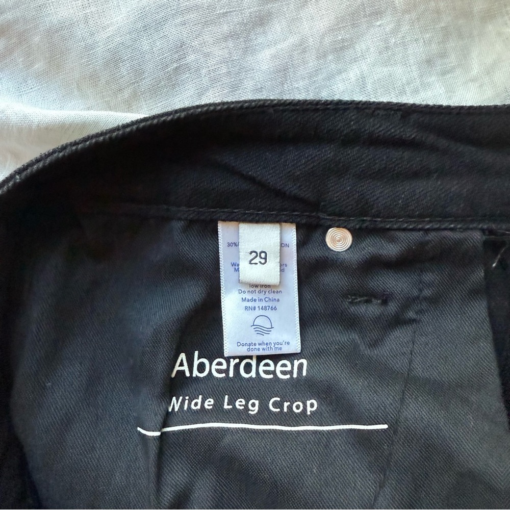 OLIVER LOGAN black Aberdeen cotton wide leg cropped raw fray hem jeans - Picture 6 of 7